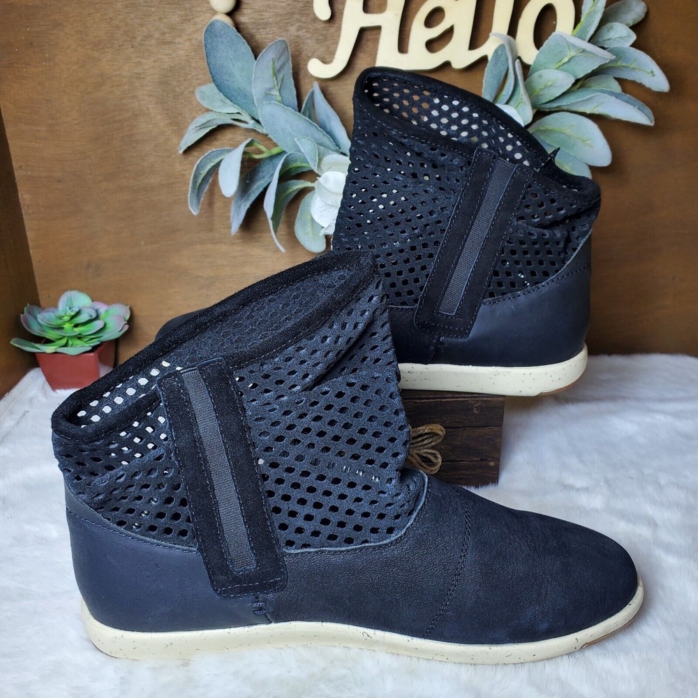 Emu Australia Numeralla Perforated Black Suede Leather Ankle Boot Women'… - Picture 3 of 13